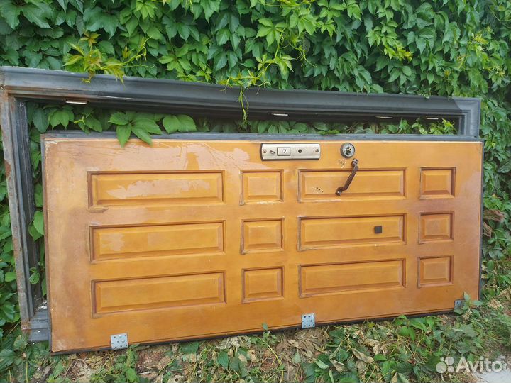 Дверь входная