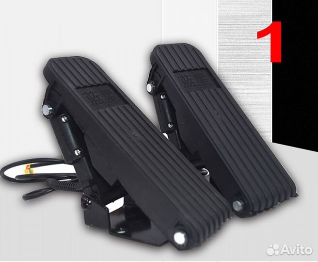 Ручка, педаль газа с кнопками для электросамоката