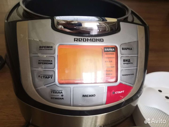 Мультиварка Redmond
