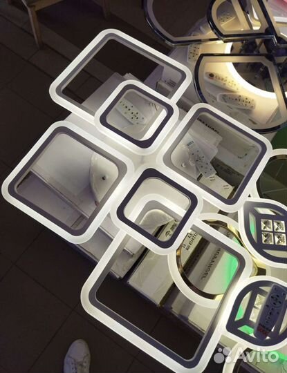 Люстра потолочная новая