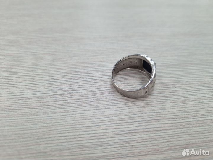 Перстень серебро 4,3гр про925