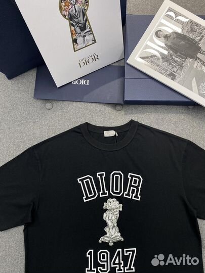 Женская футболка Dior черная