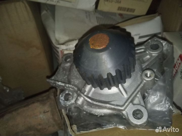 Водяная помпа 4XC1