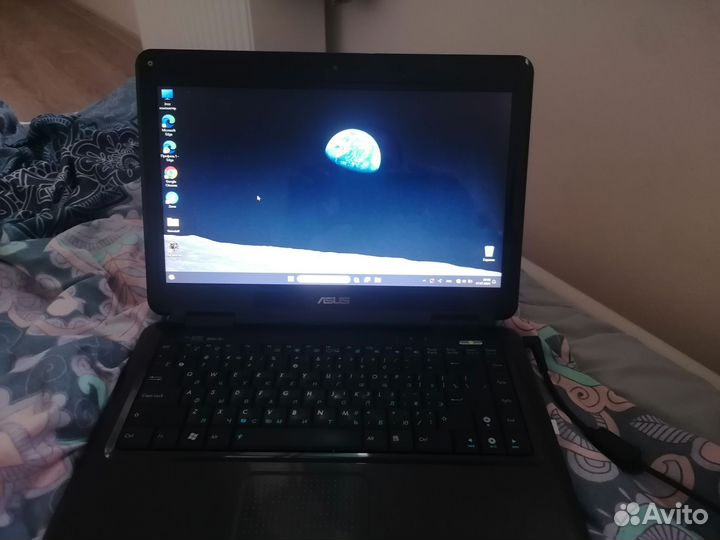 Ноутбук asus