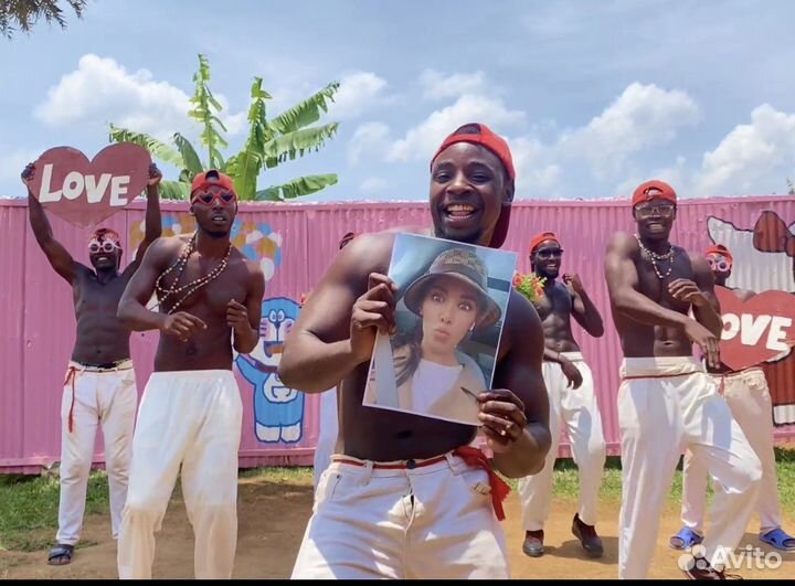 Видеопоздравление из Африки