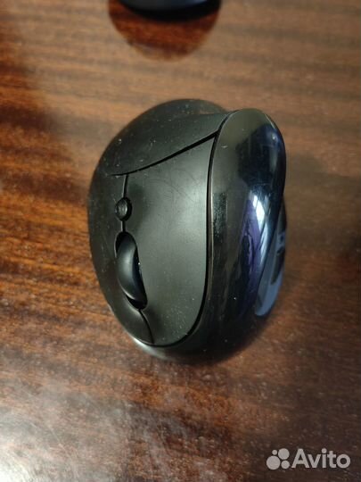 Беспроводная эргономичная мышь