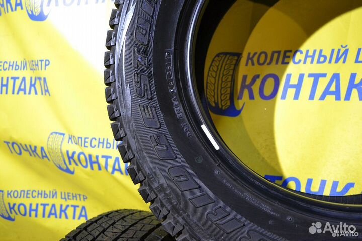 Bridgestone Blizzak DM-V1 215/70 R17