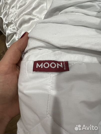 Наматрасник Moon