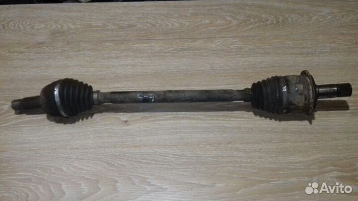 Полуось задний Mercedes-Benz Vito W639 2004