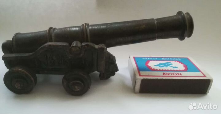 Пушка корабельная 1698 г. Литьё. Макет