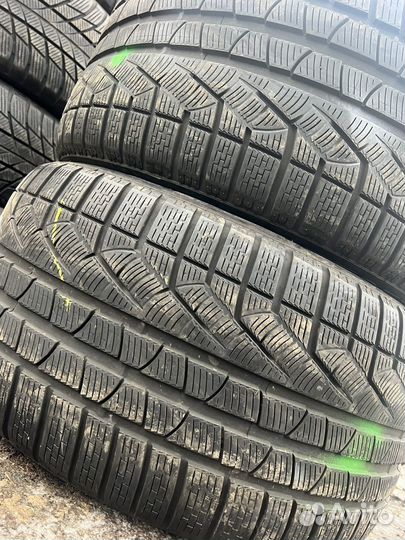 Pirelli Winter Sottozero 240 Serie II 285/35 R20