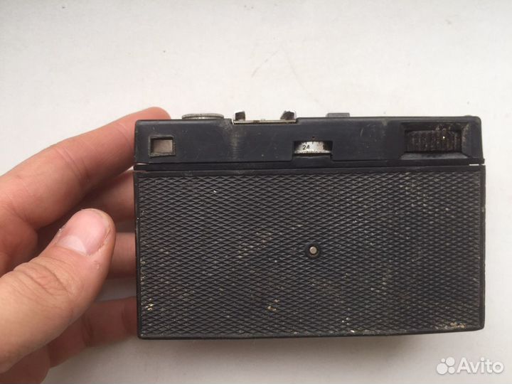 Плёночный фотоаппарат смена