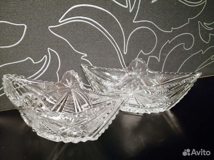 Салатники разные, менажница, пепельница