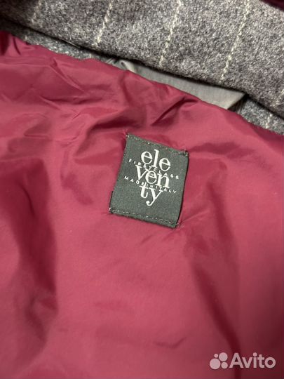 Eleventy пуховой жилет с капюшоном