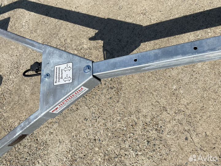 Прицеп для перевозки лодок Спутник ZN 55