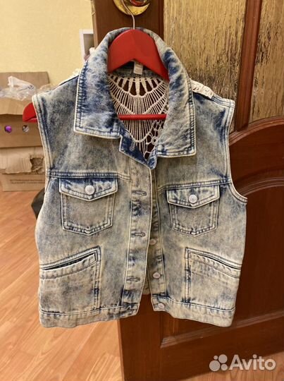 Жилетка джинсовая размер 44