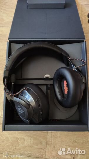 JBL Quantum 610