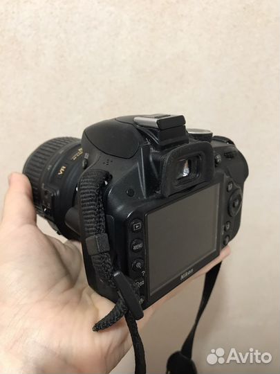 Зеркальный фотоаппарат Nikon