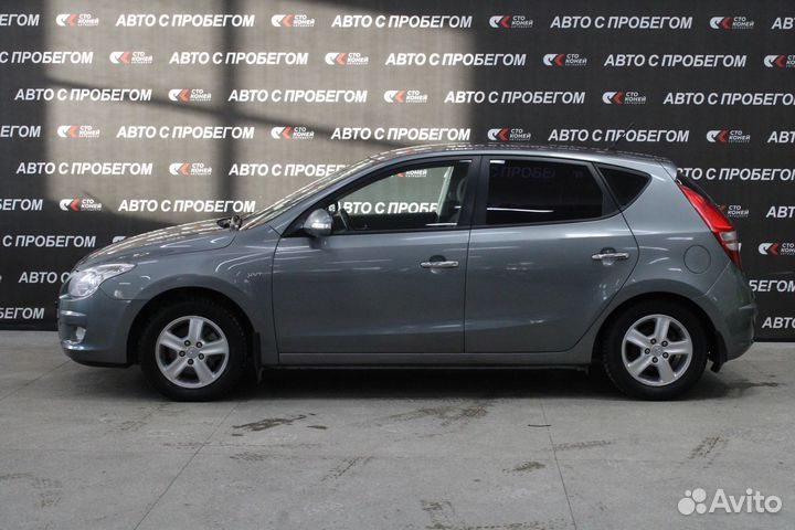 Hyundai i30 1.6 AT, 2010, 110 000 км