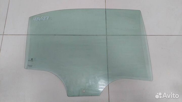 Стекло двери задней правой Skoda Rapid 2012-2020