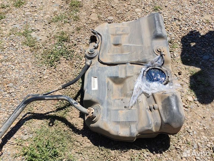 Бензобак на Ford Mondeo 3 Форд Мондео 3