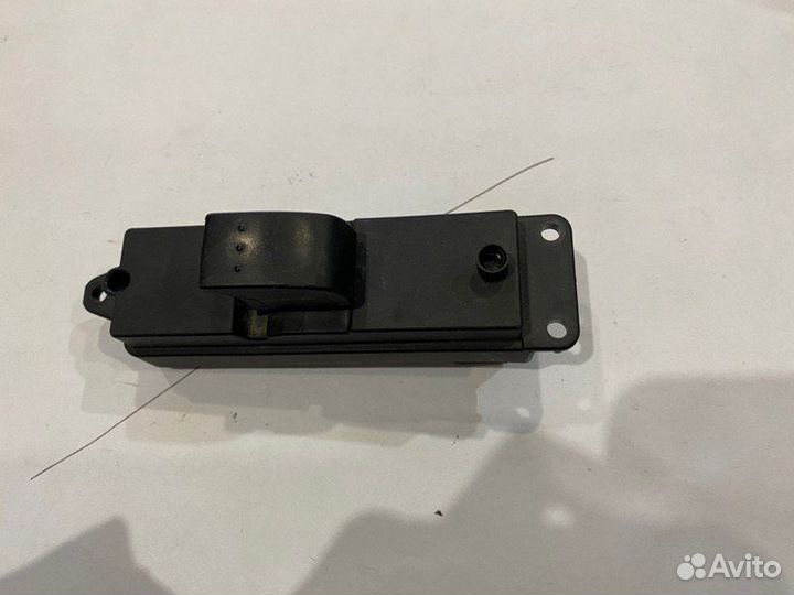 Кнопка стеклоподъемника Mazda 3 Bk