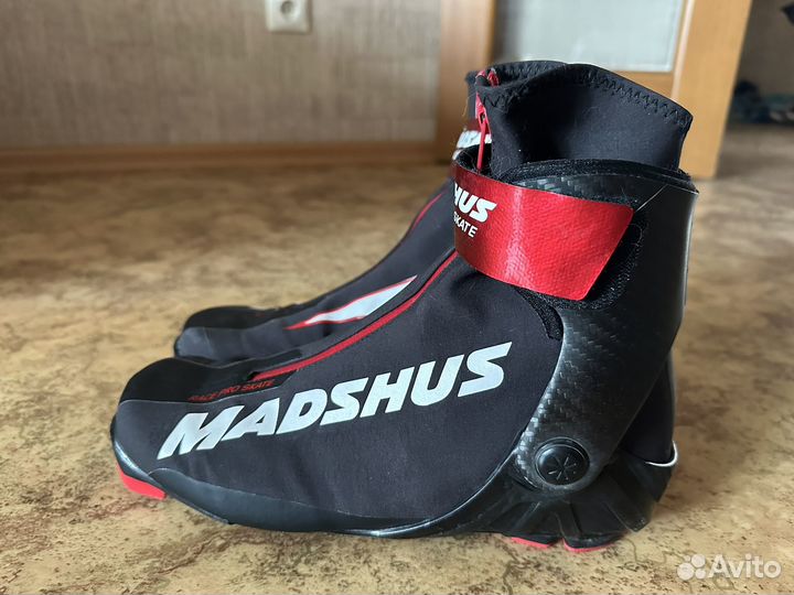 Лыжные ботинки коньковые madshus