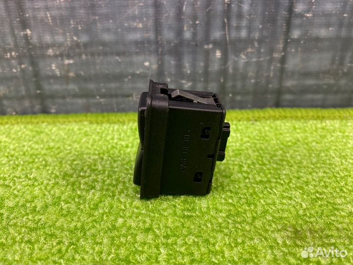 Кнопка стеклоподъемника Bmw 528I E39 M52 1998