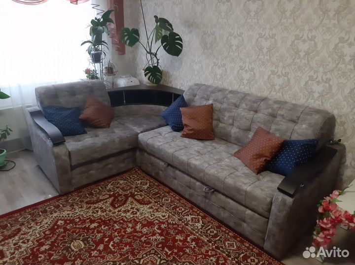 Угловой диван