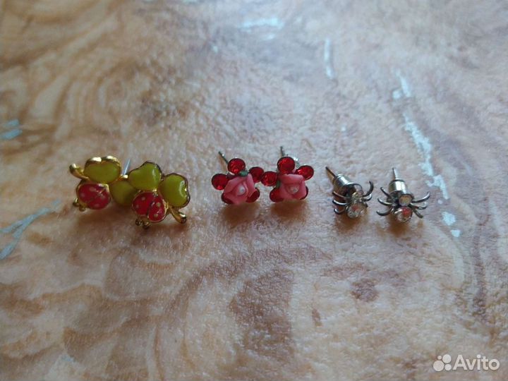 Серьги гвоздики, Avon