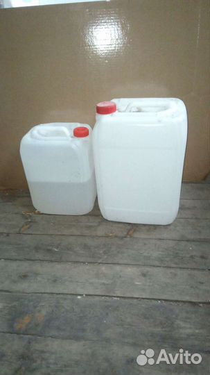 Канистры 20 и10 л