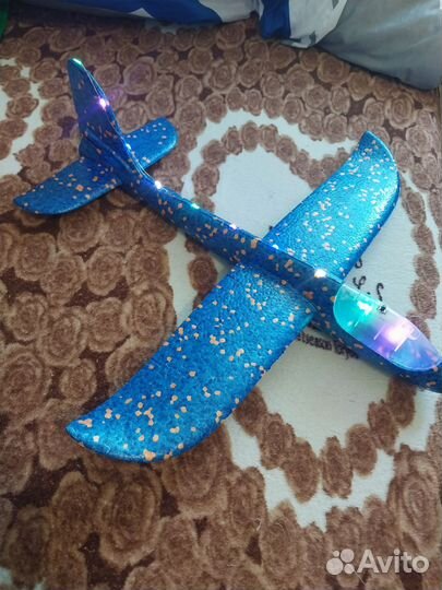 Самолёт планер из пенопласта с подсветкой