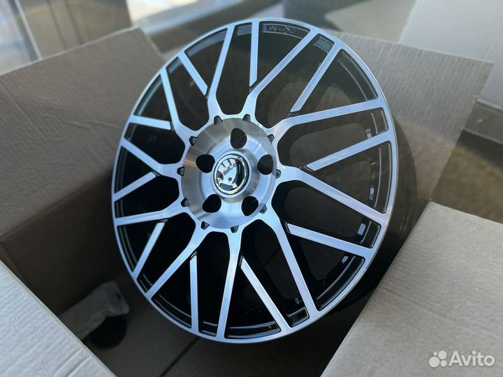 Новые комплект Россия R17 для Skoda Octavia Superb