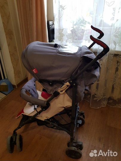 Коляска прогулочная