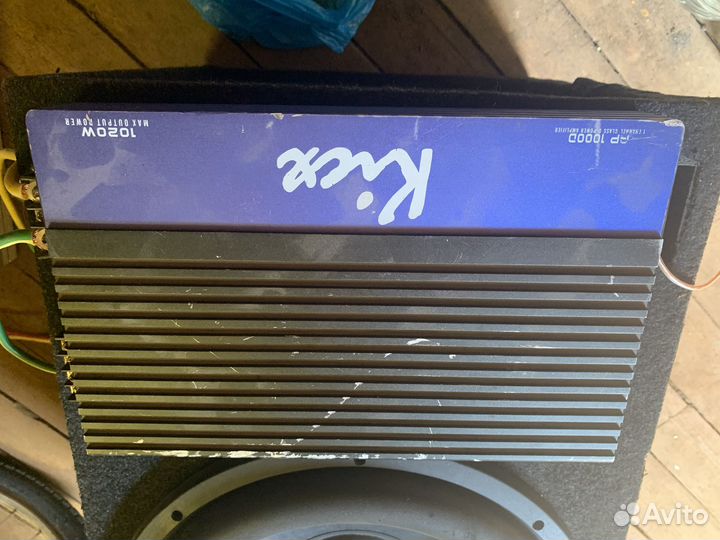 Сабвуфер с усилителелм