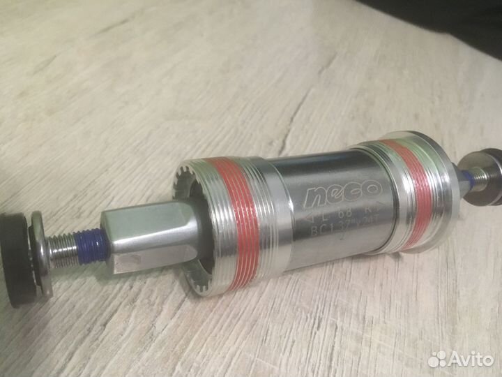 Каретка для велосипеда ; стритовая каретка