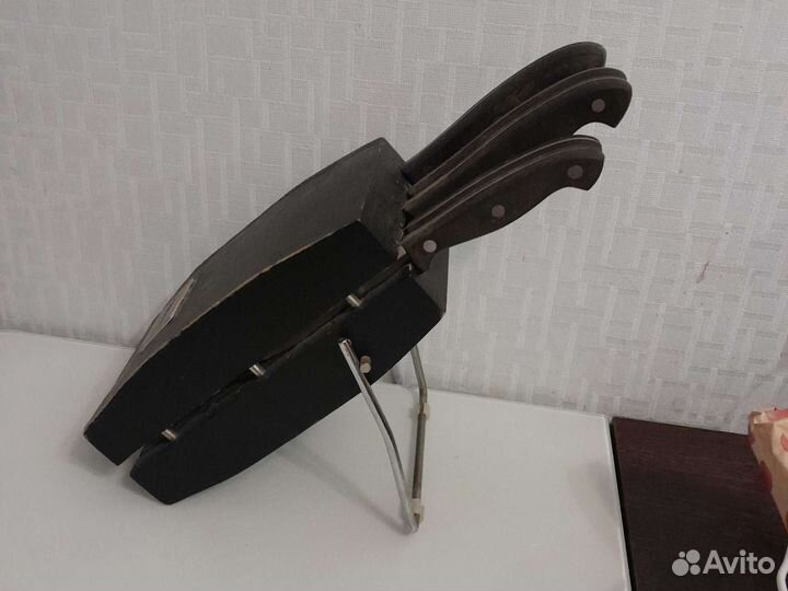 Набор ножей 5 штук на подставке