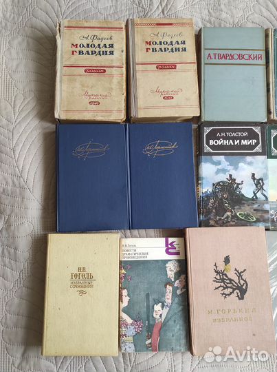 Книги Пушкин, Гоголь, Чехов, Булгаков, Толстой др
