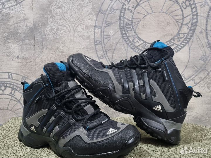 Ботинки Adidas 2011 года