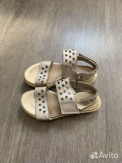 Вещи на девочку 134-140