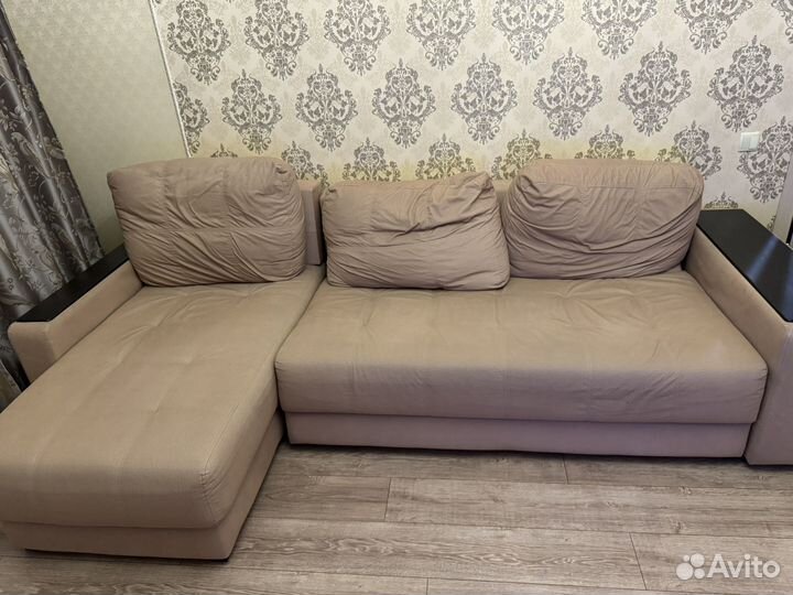 Угловой диван