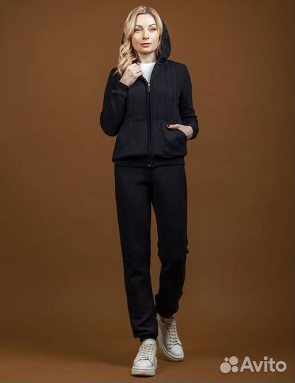 Вязаный костюм