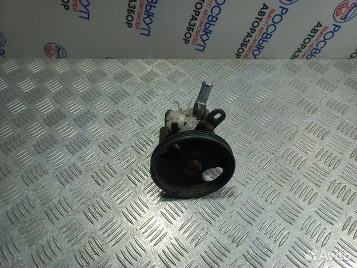 Насос гур Nissan Sunny