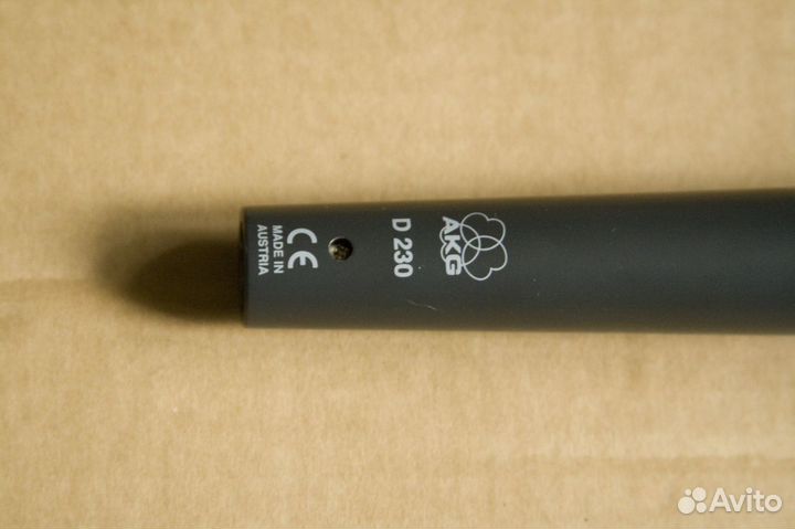 Микрофон репортерский AKG D230