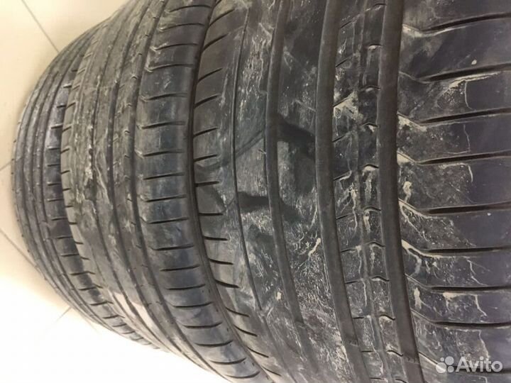 Pirelli P Zero 275/35 R22 и 315/30 R22 107Y