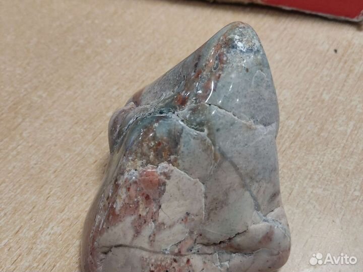 Камень яшма