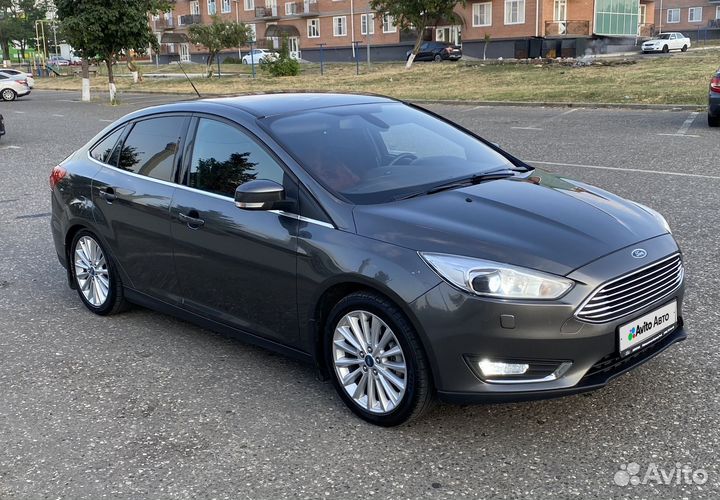 Ford Focus 1.6 МТ, 2015, 192 000 км