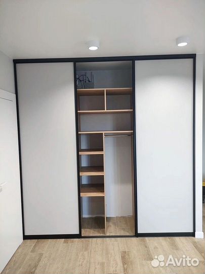 Шкаф распашной от производителя под заказ