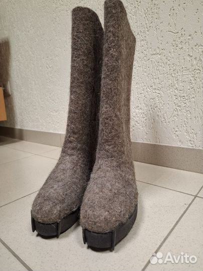 Валенки на резиновой подошве 37-38 размера