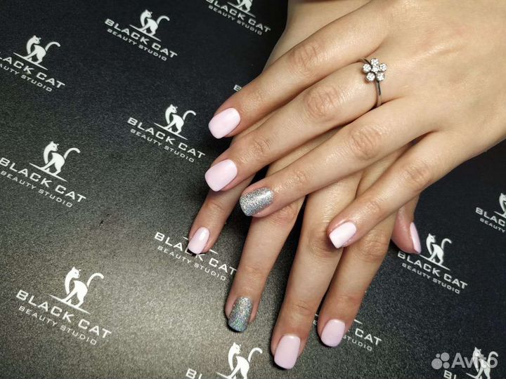 Маникюр и педикюр